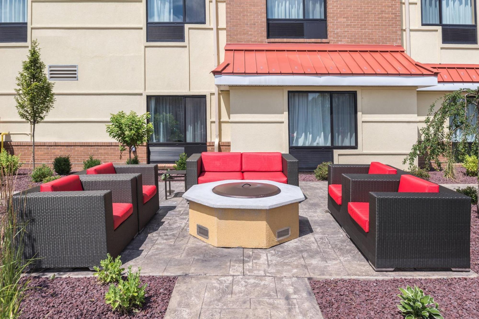 Towneplace Suites By Marriott New Hartford Ngoại thất bức ảnh