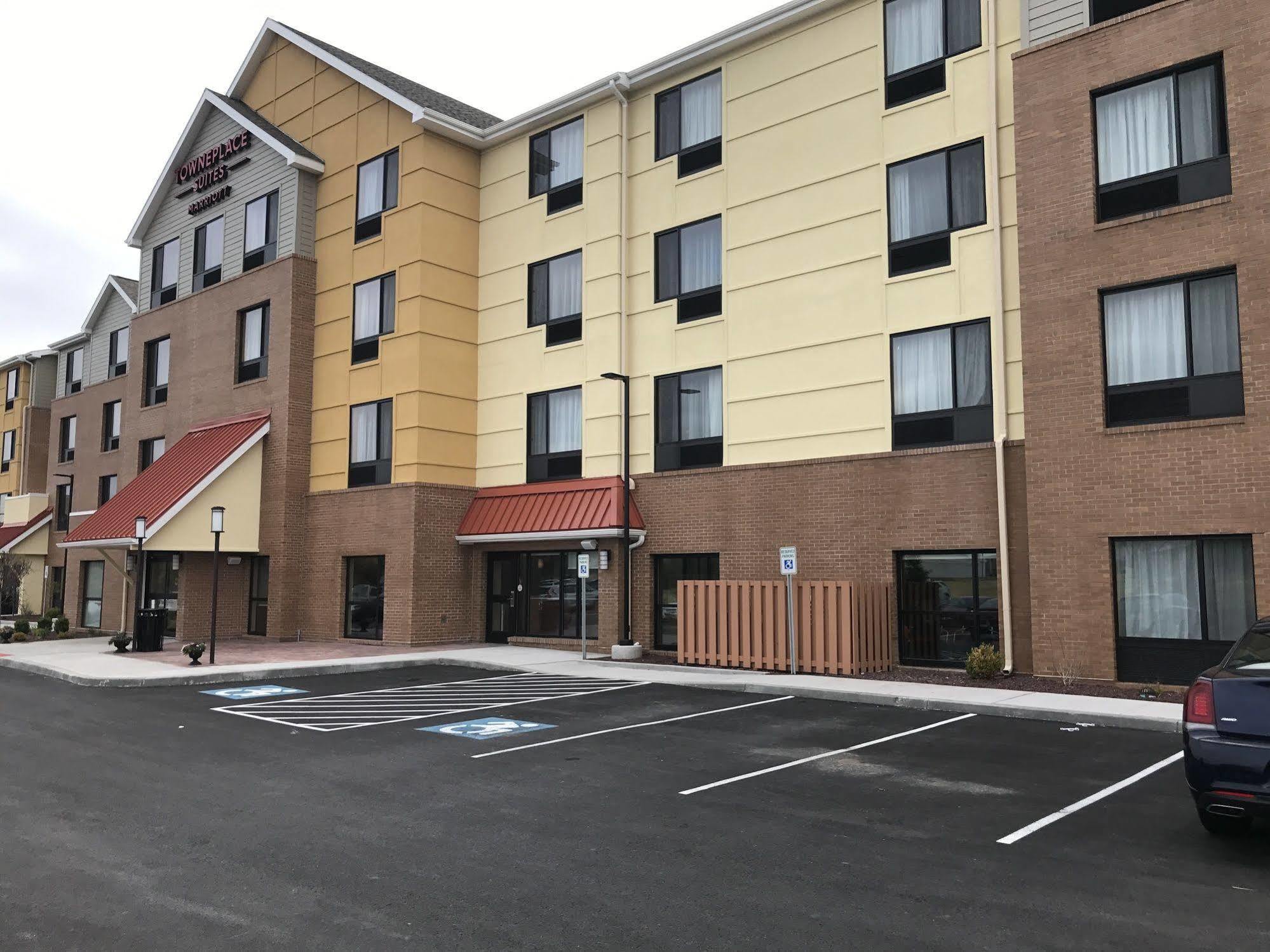 Towneplace Suites By Marriott New Hartford Ngoại thất bức ảnh