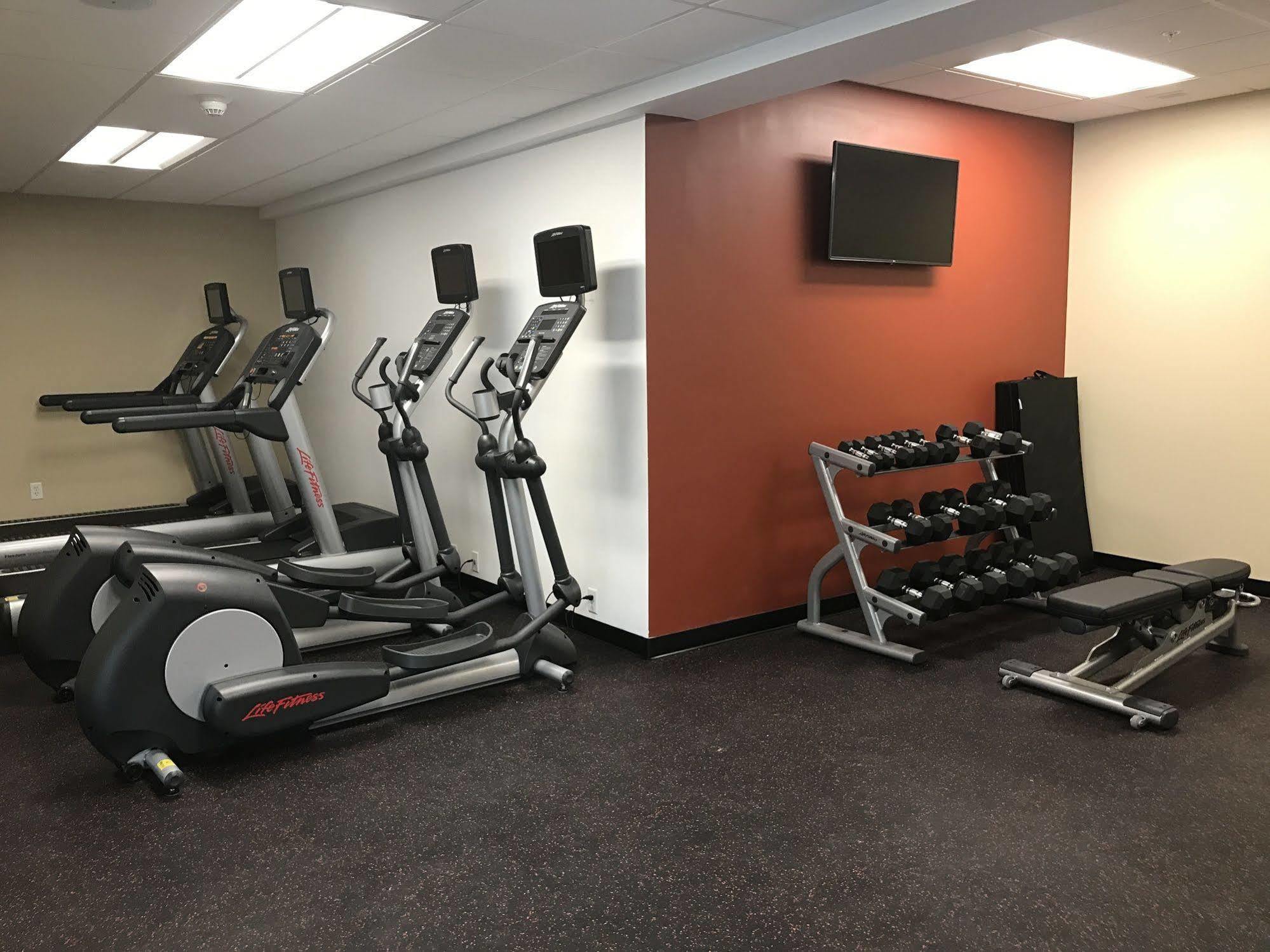 Towneplace Suites By Marriott New Hartford Ngoại thất bức ảnh