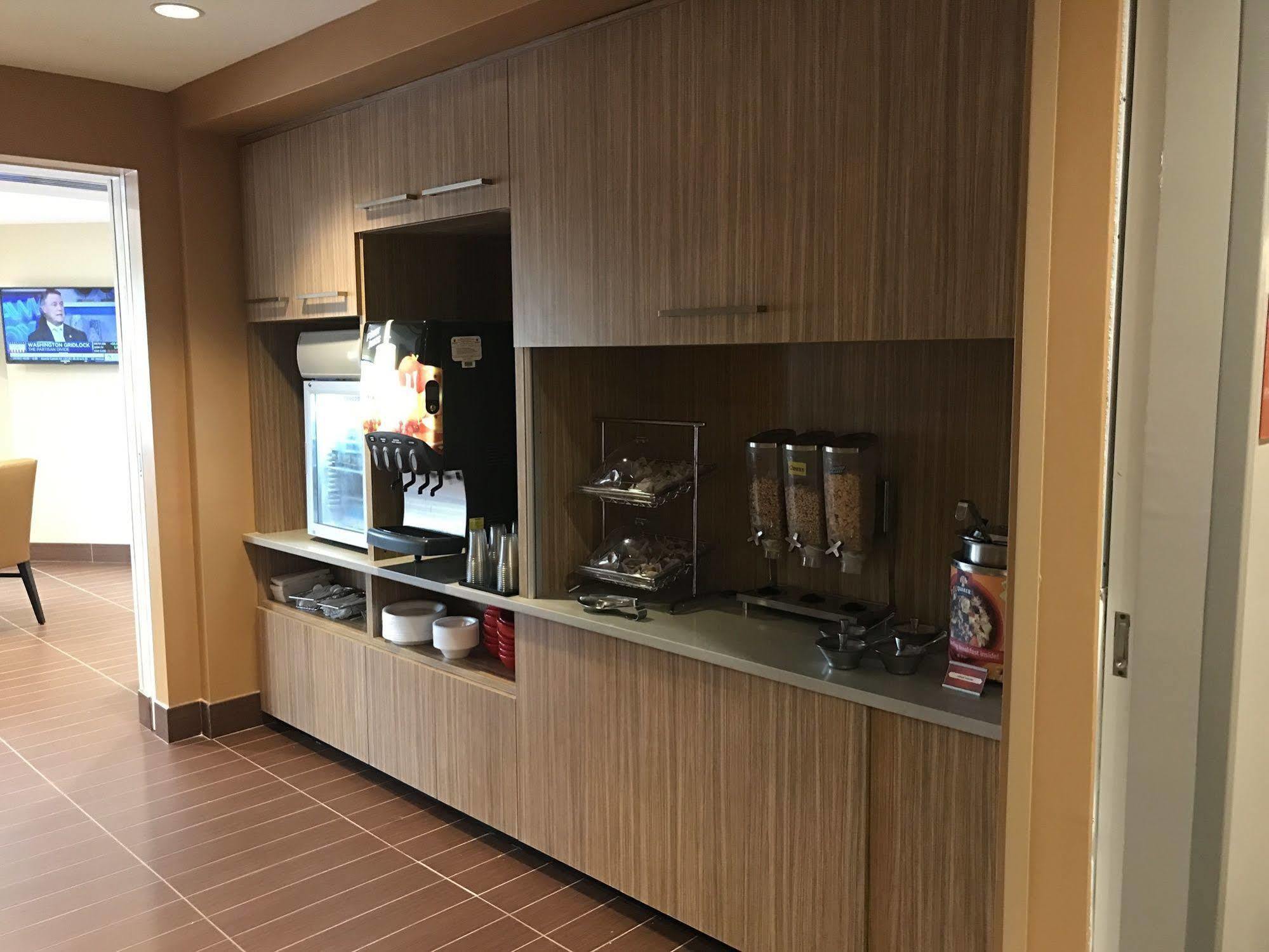 Towneplace Suites By Marriott New Hartford Ngoại thất bức ảnh